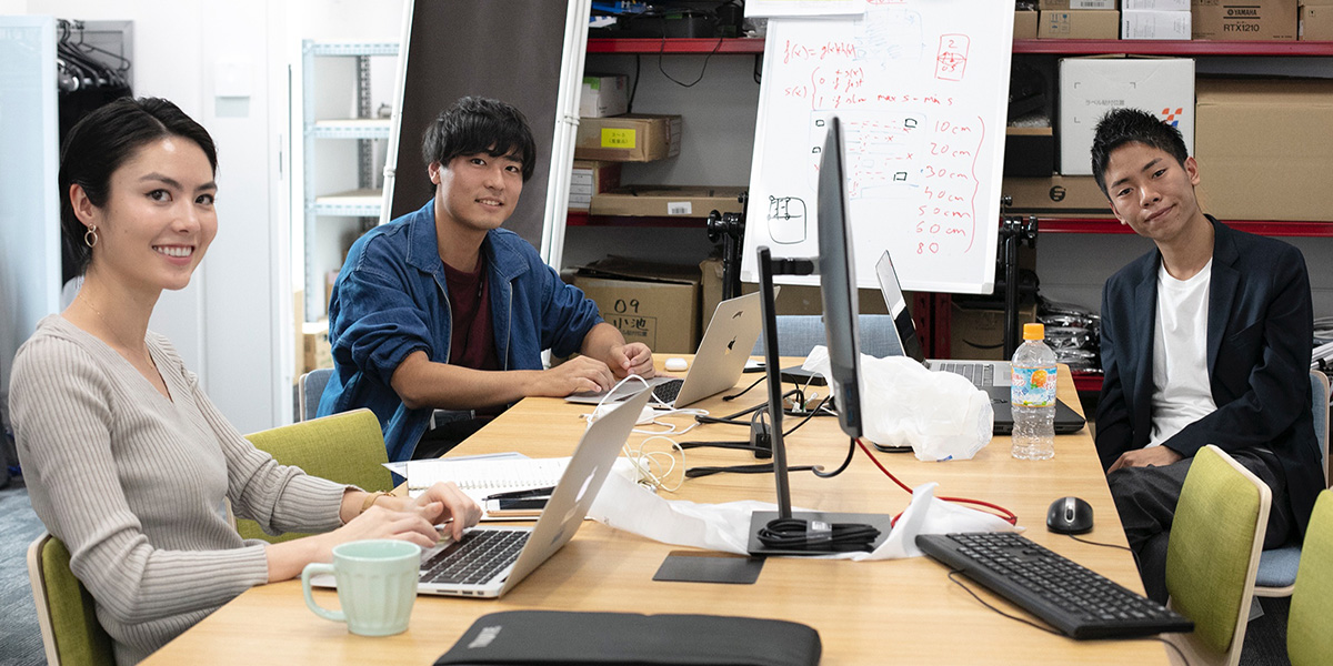 Interns working at Cross Labs